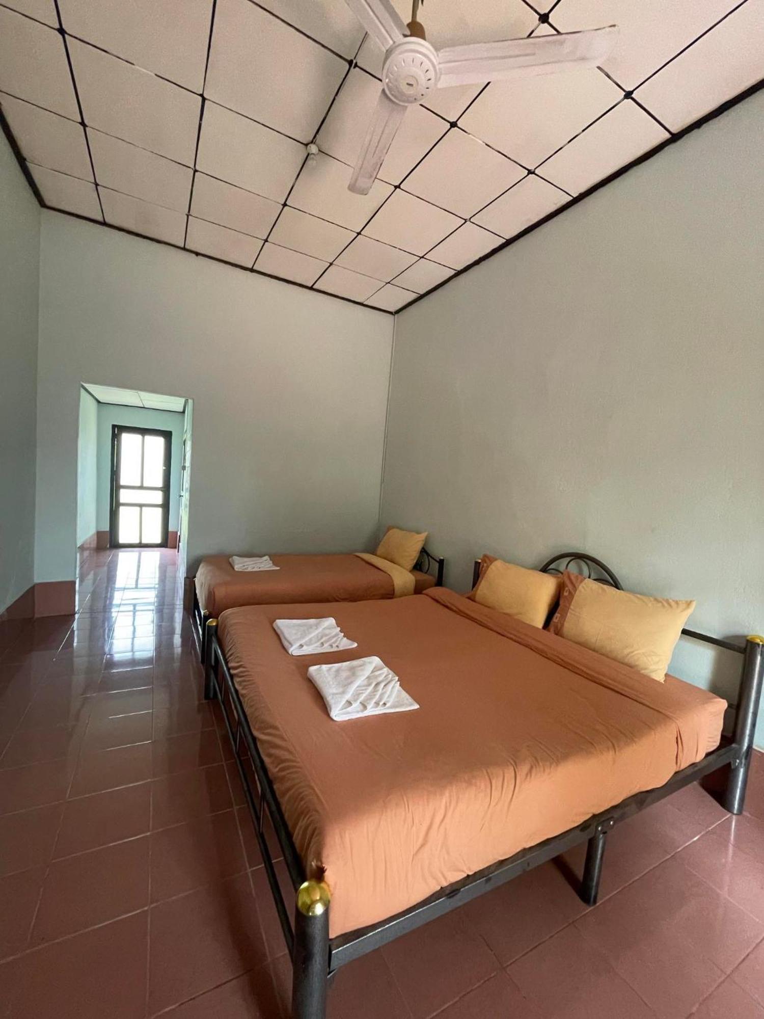 Thakhek Travel Lodge Экстерьер фото