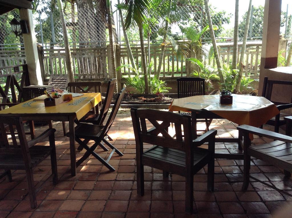 Thakhek Travel Lodge Экстерьер фото