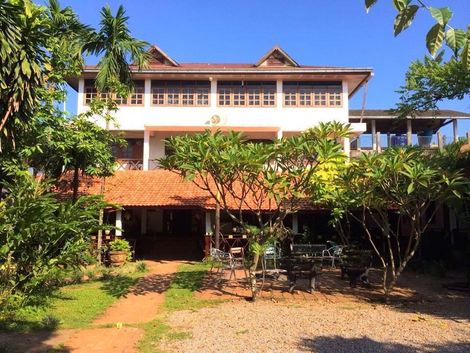 Thakhek Travel Lodge Экстерьер фото