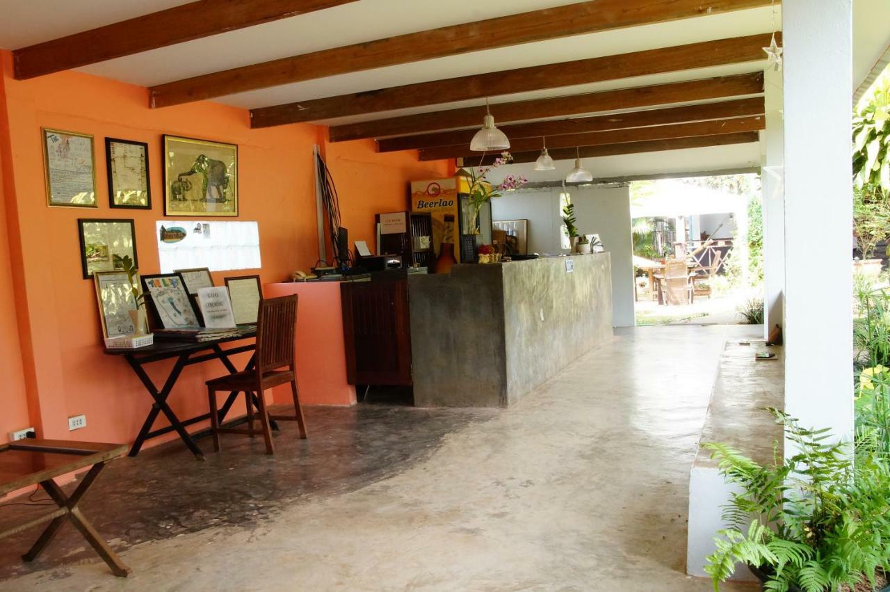 Thakhek Travel Lodge Экстерьер фото